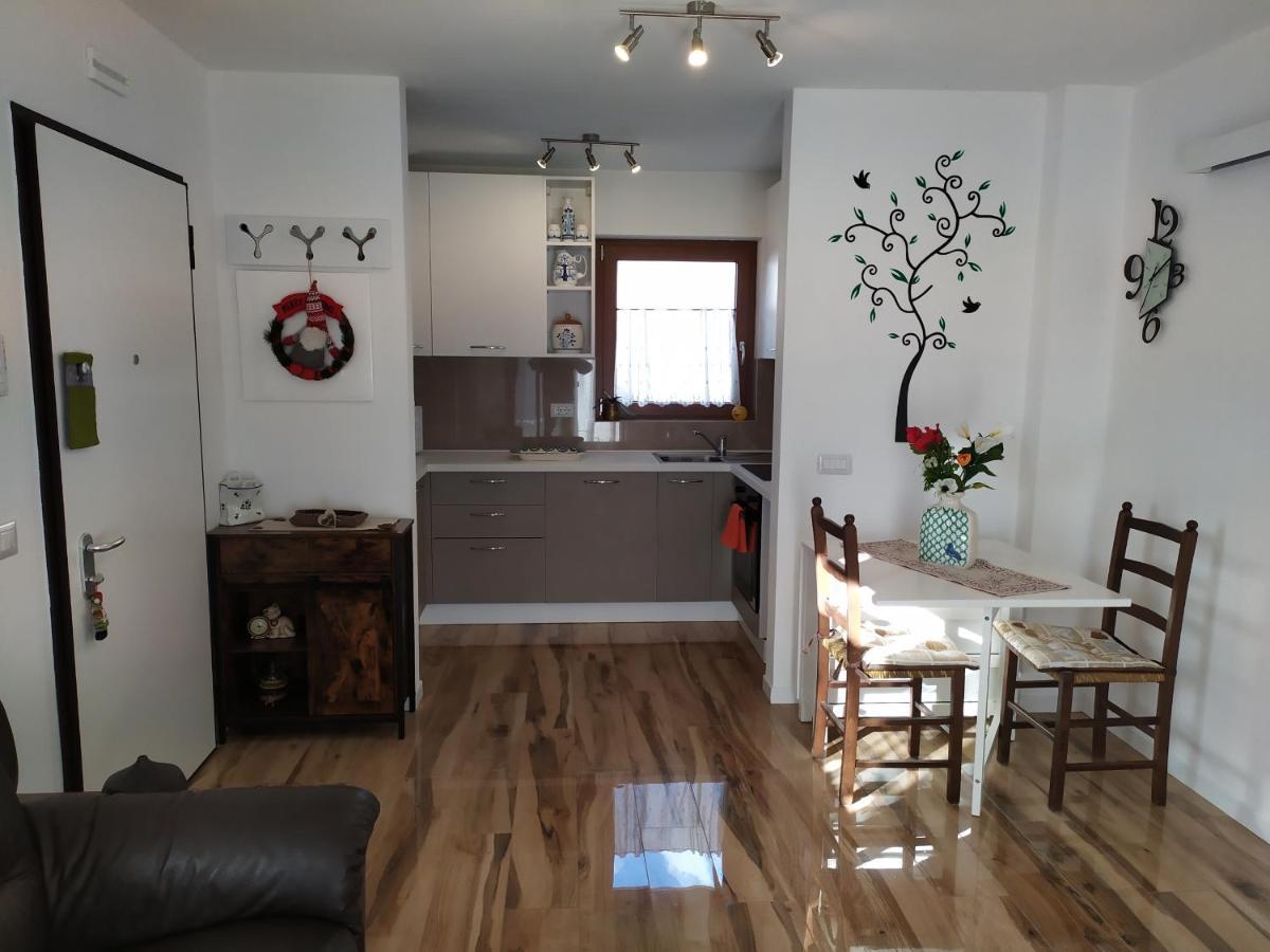 Il Riccio Del Castagno Appartement Novaledo Buitenkant foto