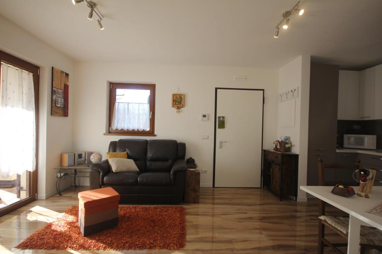 Il Riccio Del Castagno Appartement Novaledo Buitenkant foto