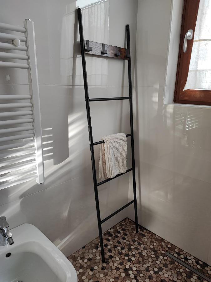 Il Riccio Del Castagno Appartement Novaledo Buitenkant foto