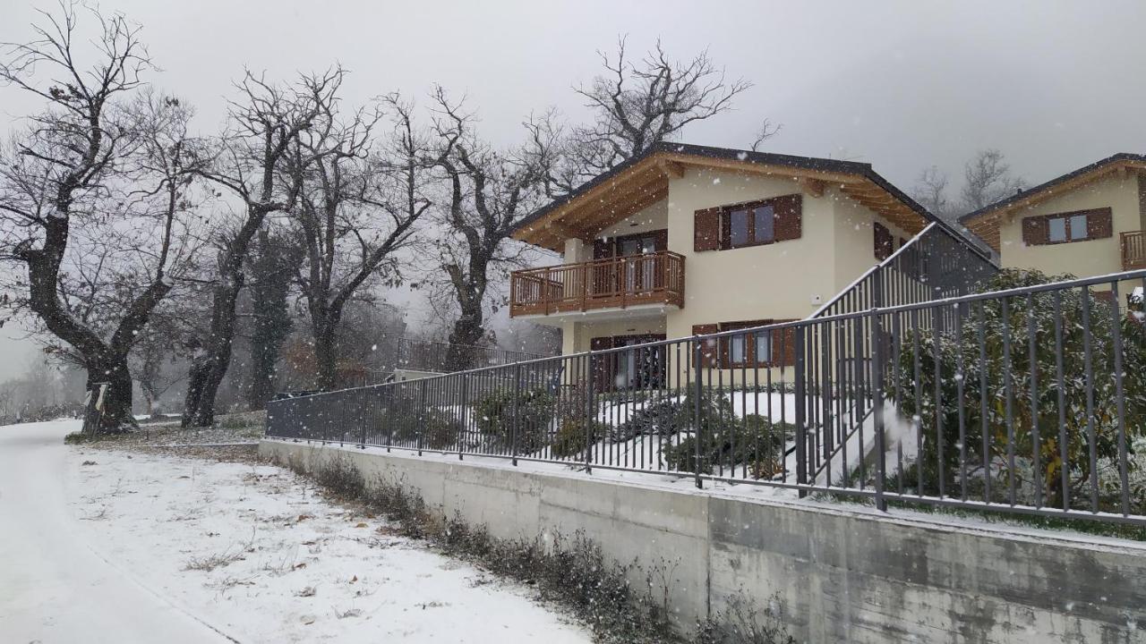 Il Riccio Del Castagno Appartement Novaledo Buitenkant foto