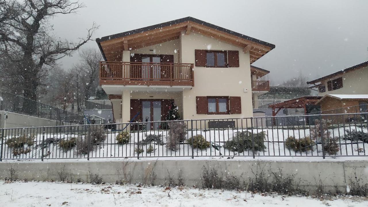 Il Riccio Del Castagno Appartement Novaledo Buitenkant foto