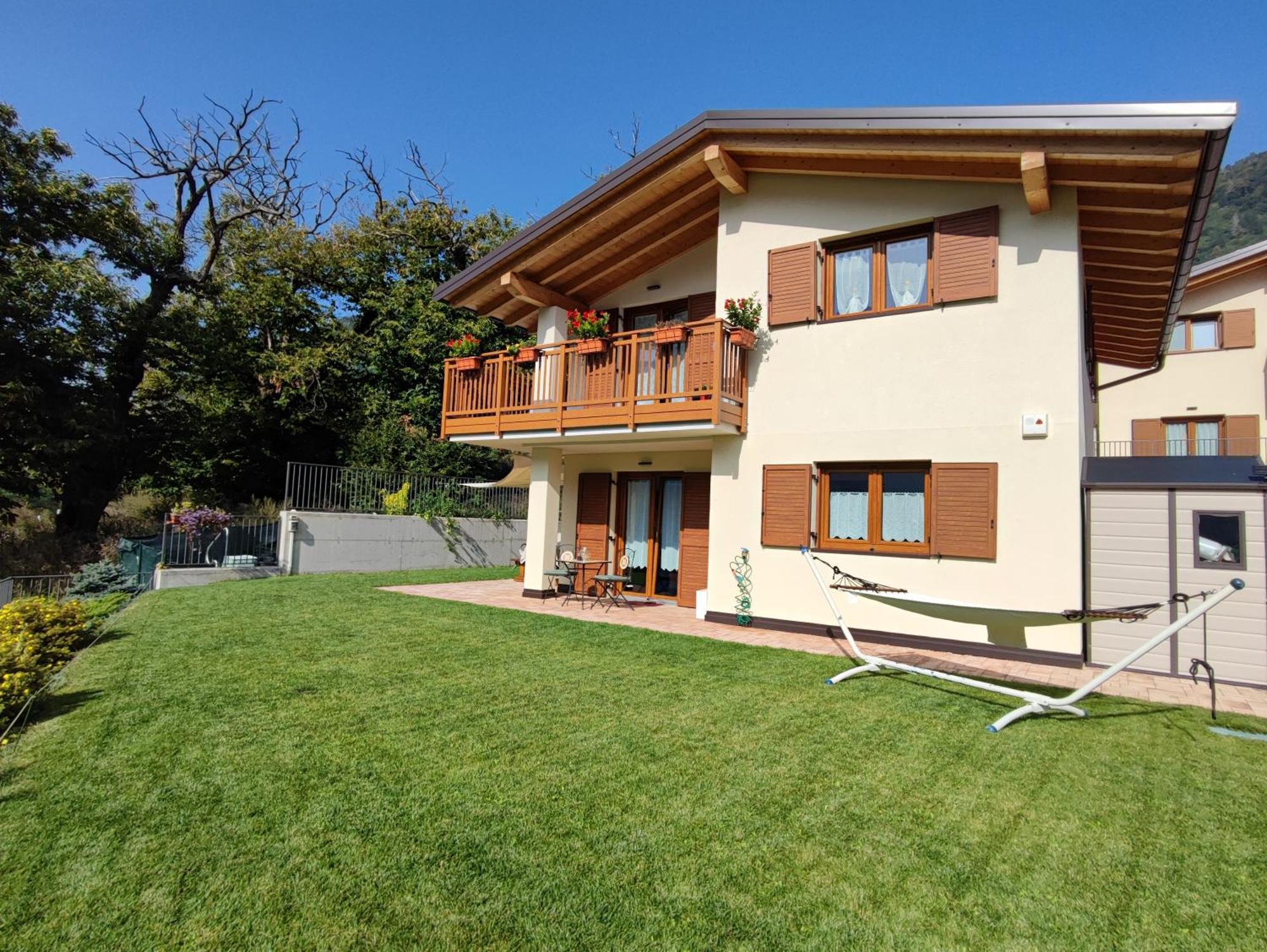 Il Riccio Del Castagno Appartement Novaledo Buitenkant foto